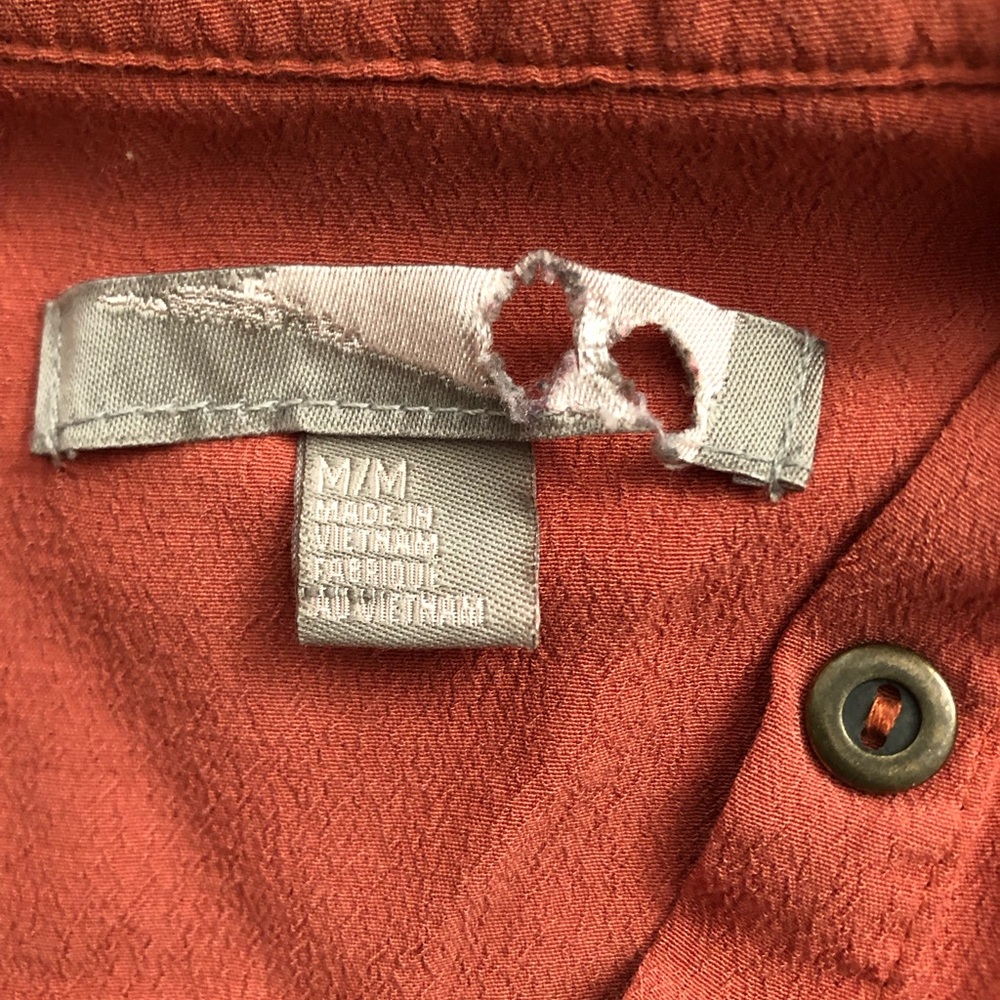 Button Down - Picture 4 of 5